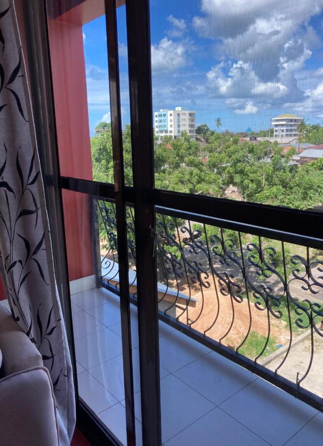 Apartamento Thegatsbystyle By Jevas Dar es Salaam Exterior foto